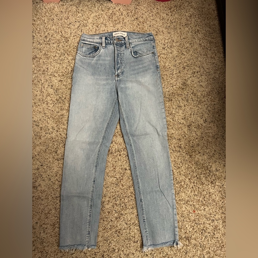 Aritzia Denim Forum Yoko Slim Straight Jeans